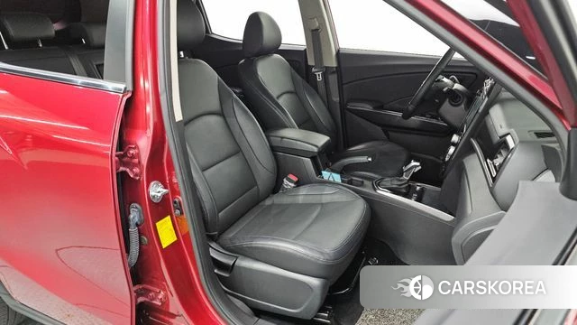 Ssangyong Tivoli Air 2022 Красный из Кореи, фото 3
