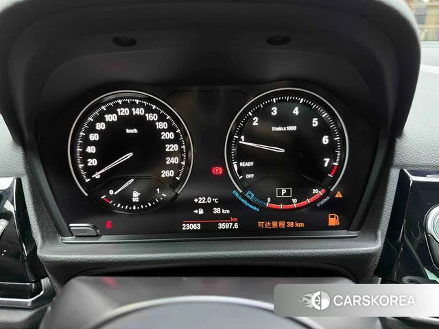 BMW 1 series 2023 Белый из Китая, фото 3