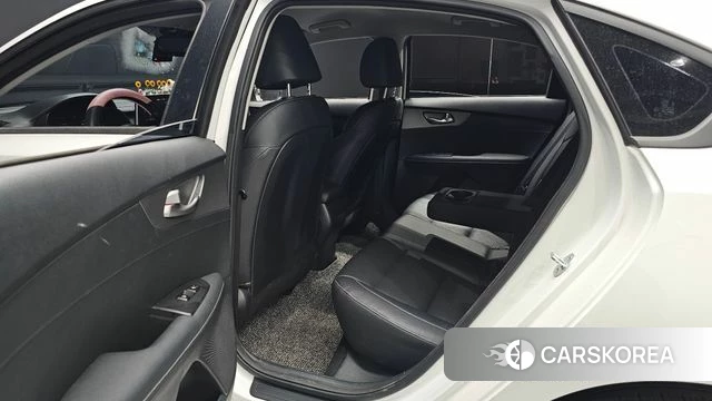 Kia Come New K3 2021 Белый из Кореи, фото 3