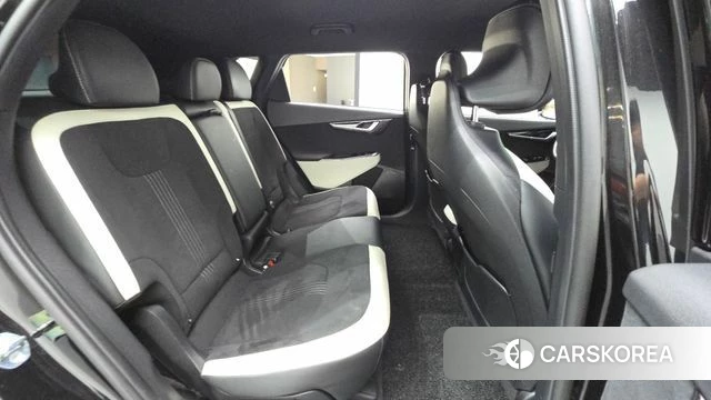 Kia EV6 2022 Черный из Кореи, фото 3