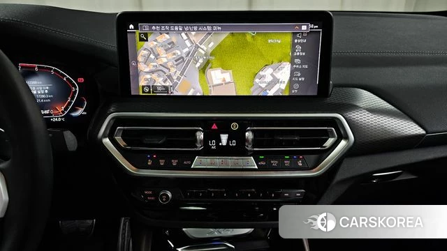 BMW X4 (G02) 2024 Черный из Кореи, фото 3