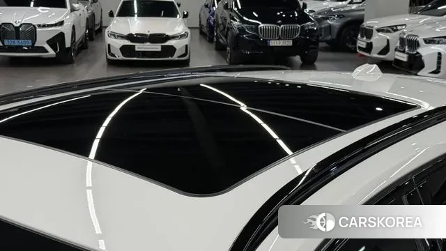 BMW 3 Series (G20) 2023 Белый из Кореи, фото 3