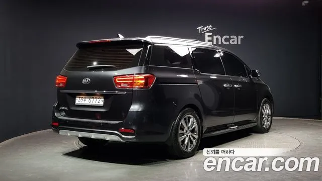 Kia The New Carnival 2018 Серый из Кореи, фото 3