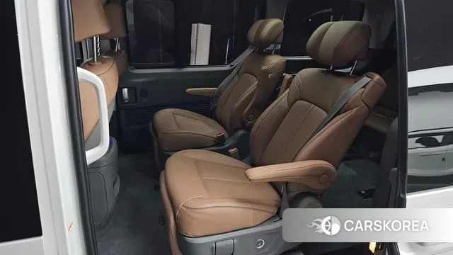 Hyundai Staria 2025 Белый из Кореи, фото 3