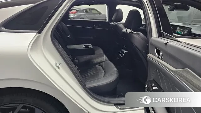 Kia The New K5 Hybrid 3rd generation 2024 Белый из Кореи, фото 3