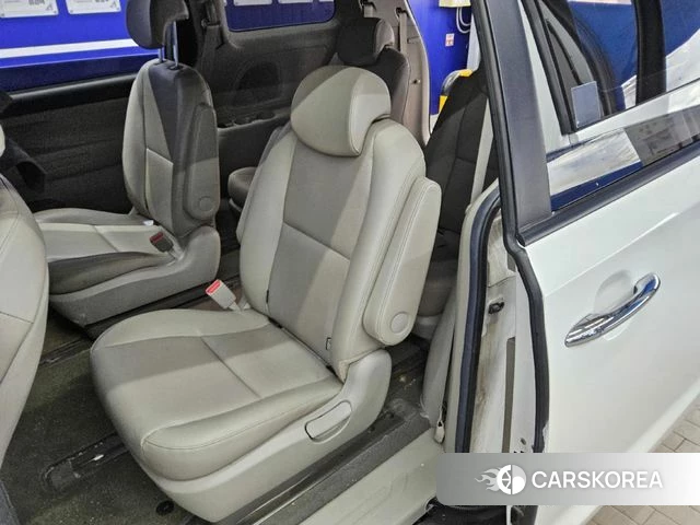 Kia The New Carnival 2019 Белый из Кореи, фото 3