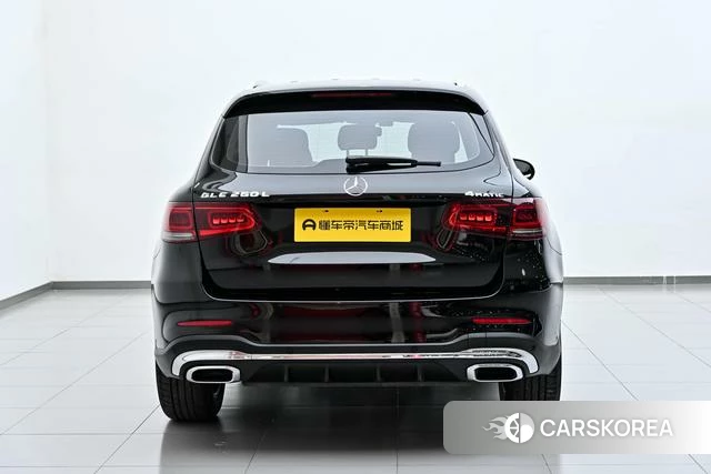 Mercedes-Benz GLC 2022 Черный из Китая, фото 3