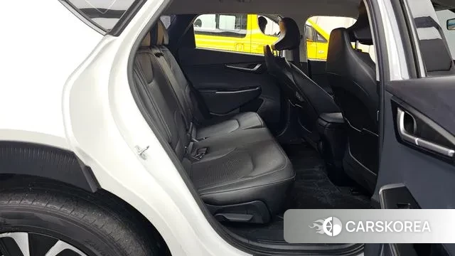 Kia EV6 2023 Белый из Кореи, фото 3