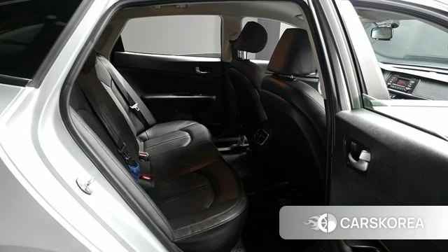 Kia K5 second generation 2018 Серебряный из Кореи, фото 3