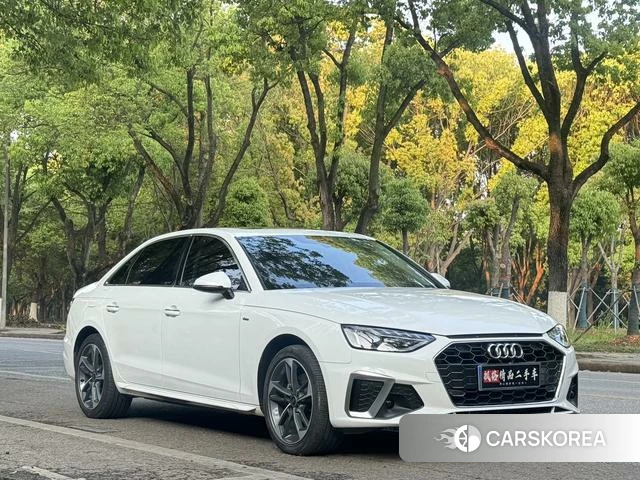 Audi A4L 2023 Белый из Китая, фото 3