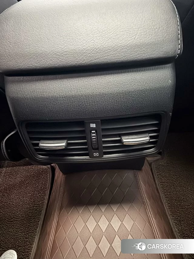 Mazda CX-4 2023 Красный из Китая, фото 3