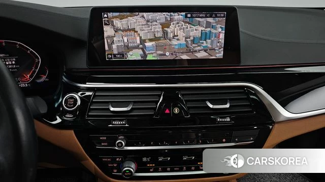BMW 5 Series (G30) 2020 Черный из Кореи, фото 3