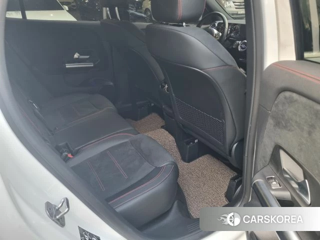 Mercedes-Benz GLA - Class H247 2023 Черный из Кореи, фото 3