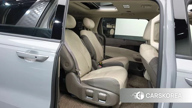 Kia The New Carnival 4th Generation 2024 Серый из Кореи, фото 3
