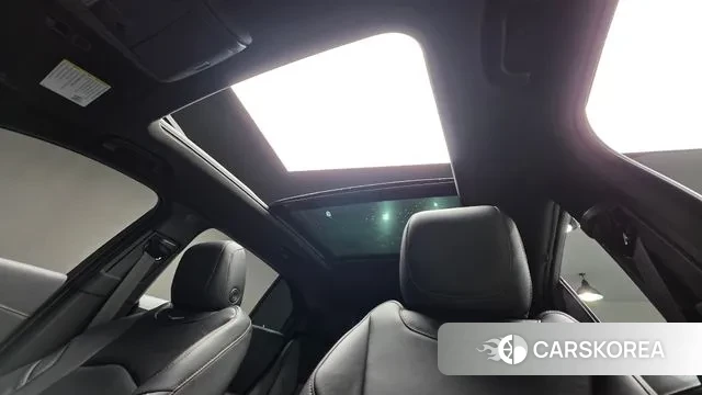 Cadillac XT4 2023 Черный из Кореи, фото 3