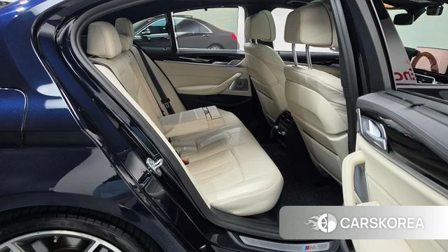 BMW 5 Series (G30) 2022 Черный из Кореи, фото 3
