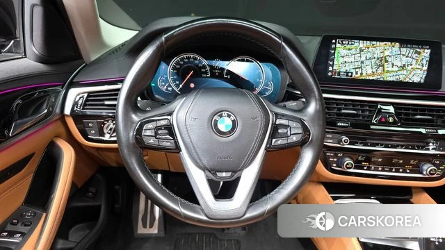 BMW 5 Series (G30) 2018 Черный из Кореи, фото 3