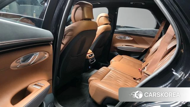 Genesis GV70 2023 Черный из Кореи, фото 3