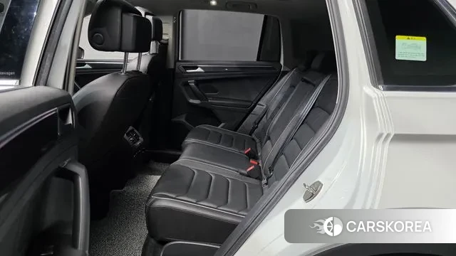 Volkswagen Tiguan second Generation 2021 Белый из Кореи, фото 3