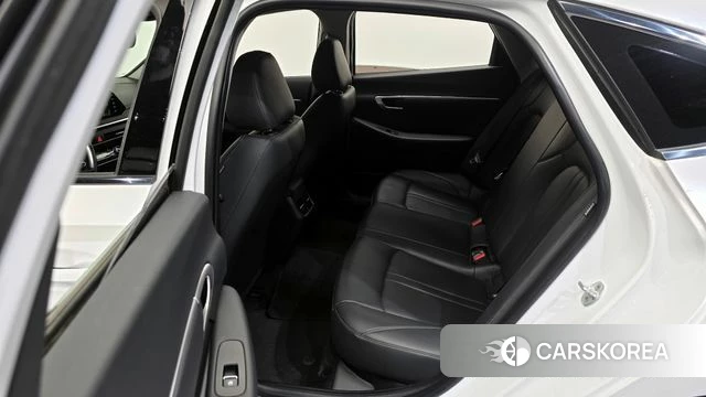 Hyundai Sonata (DN8) 2022 Белый из Кореи, фото 3