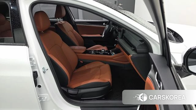 Kia The New K5 3rd generation 2025 Белый из Кореи, фото 3