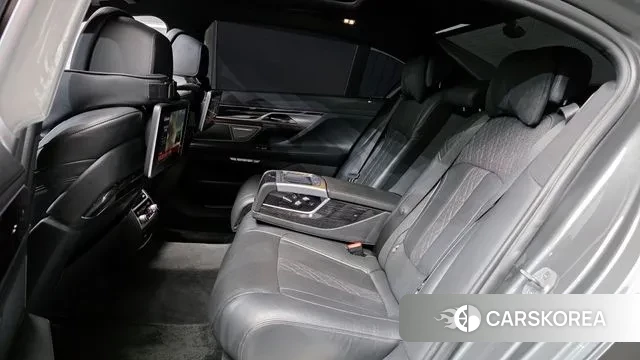 BMW 7 Series (G11) 2018 Серый из Кореи, фото 3