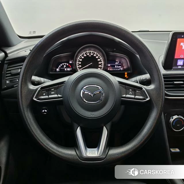 Mazda CX-4 2023 Белый из Китая, фото 3