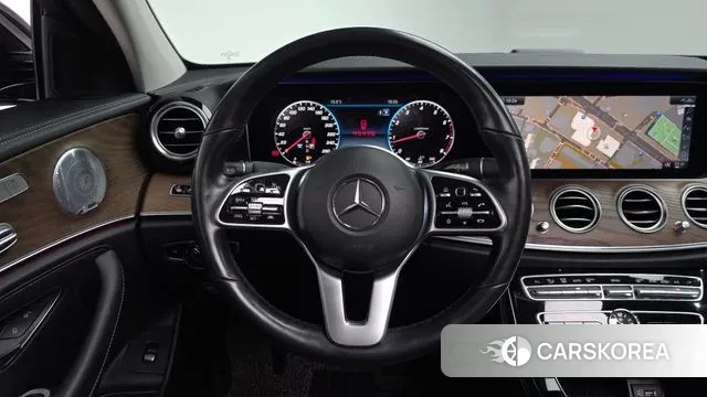 Mercedes-Benz E-Class W213 id 3484496 из Кореи 3