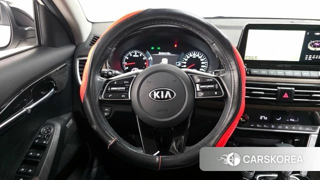 Kia Seltos 2020 Белый из Кореи, фото 3