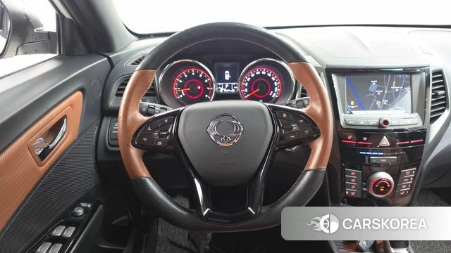 Ssangyong Tivoli Armor 2019 Жемчужный цвет из Кореи, фото 3