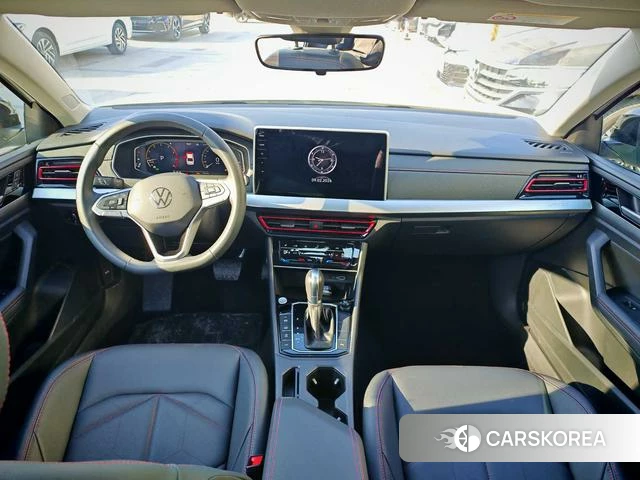 Volkswagen Lavida 2024 Белый из Китая, фото 3