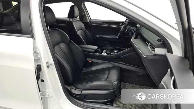 Kia K5 3rd generation 2022 Белый из Кореи, фото 3