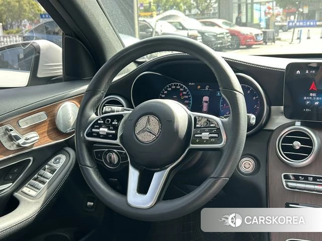 Mercedes-Benz GLC 2021 Белый из Китая, фото 3