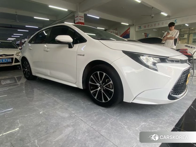 Toyota Lei Ling 2023 Белый из Китая, фото 3