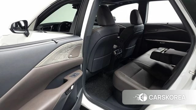 Lexus RX450h + 5th generation 2024 Белый из Кореи, фото 3