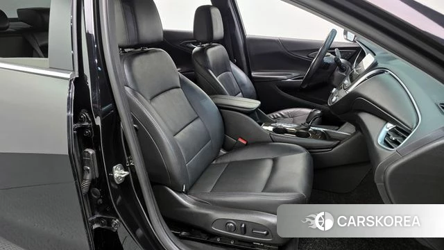 Chevrolet (GM Daewoo) All New Malibu 2018 Черный из Кореи, фото 3