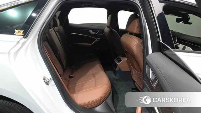 Audi A6 (C8) 2022 Белый из Кореи, фото 3
