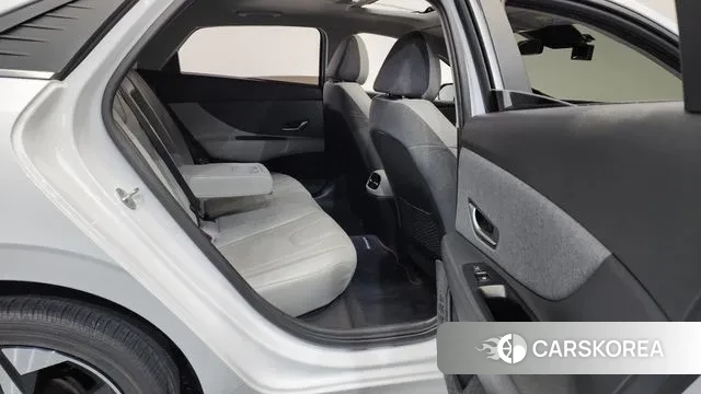 Hyundai Avante (CN7) 2021 Белый из Кореи, фото 3