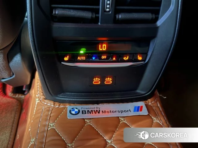 BMW 4 Series (G22) 2024 Черный из Кореи, фото 3
