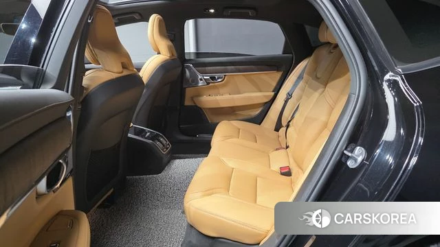 Volvo S90 2022 Черный из Кореи, фото 3