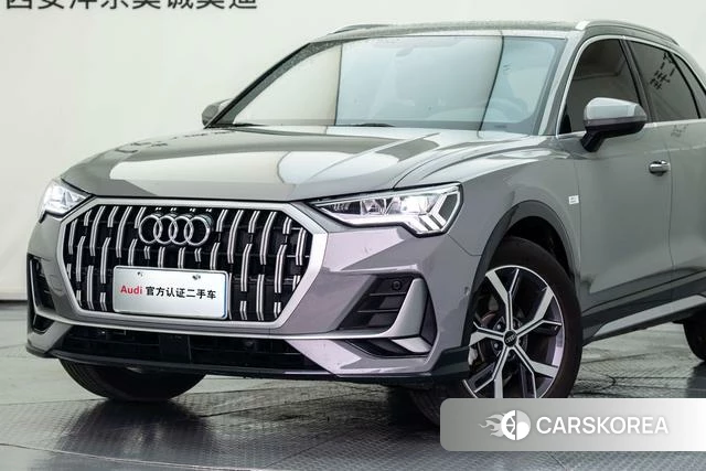 Audi Q3 2024 Темно-серый из Китая, фото 3