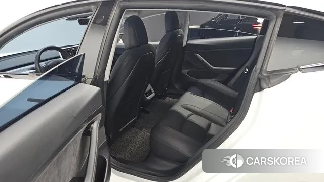 Tesla Model 3 2020 Белый из Кореи, фото 3