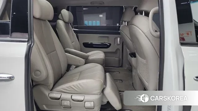 Kia The New Carnival 2018 Белый из Кореи, фото 3