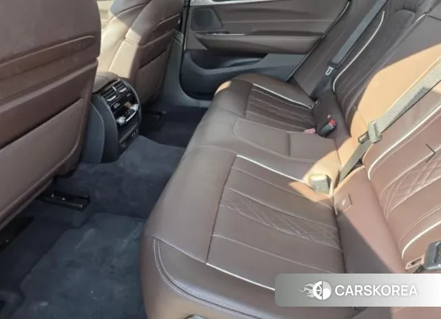 BMW 6 Series GT (G32) 2023 Белый из Кореи, фото 3