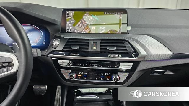 BMW X3 (G01) 2021 Черный из Кореи, фото 3