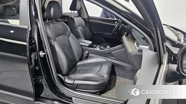 Kia K5 3rd generation 2020 Черный из Кореи, фото 3