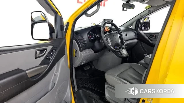 Hyundai The New Grand Starex 2018 Желтый из Кореи, фото 3