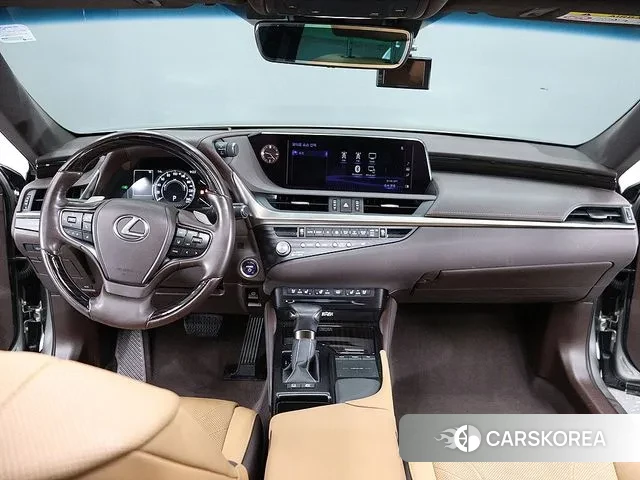 Lexus ES300h 7th generation 2021 Песочный из Кореи, фото 3