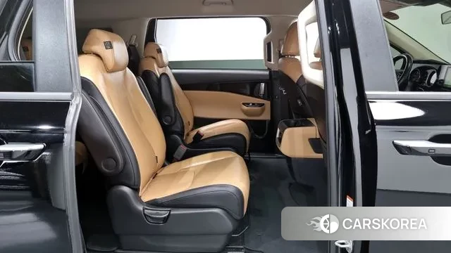 Kia Carnival 4th generation 2023 Черный из Кореи, фото 3