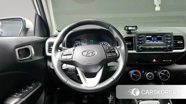 Hyundai Venue 2020 Серебристо-серый из Кореи, фото 3